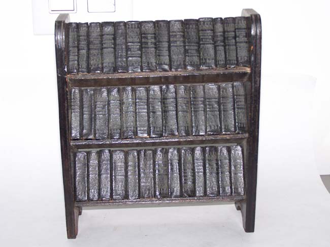 'The Complete Works of William Shakespeare' in 40 miniature volumes circa 1900 — image 3